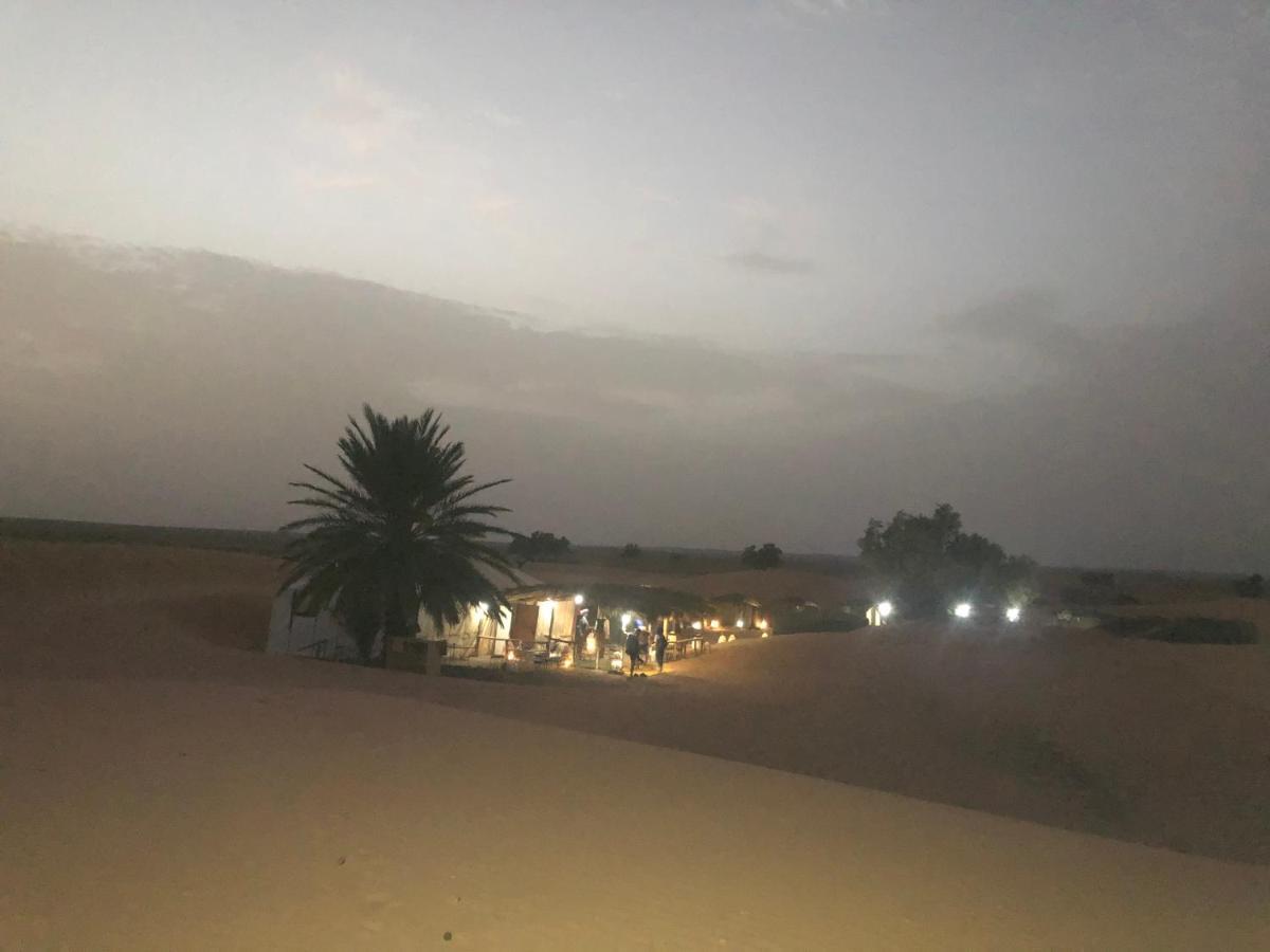 Enjoy Moda Camp Merzouga Tours- Camel Sunset Sunrise Quad Sunboarding Atv Exterior foto