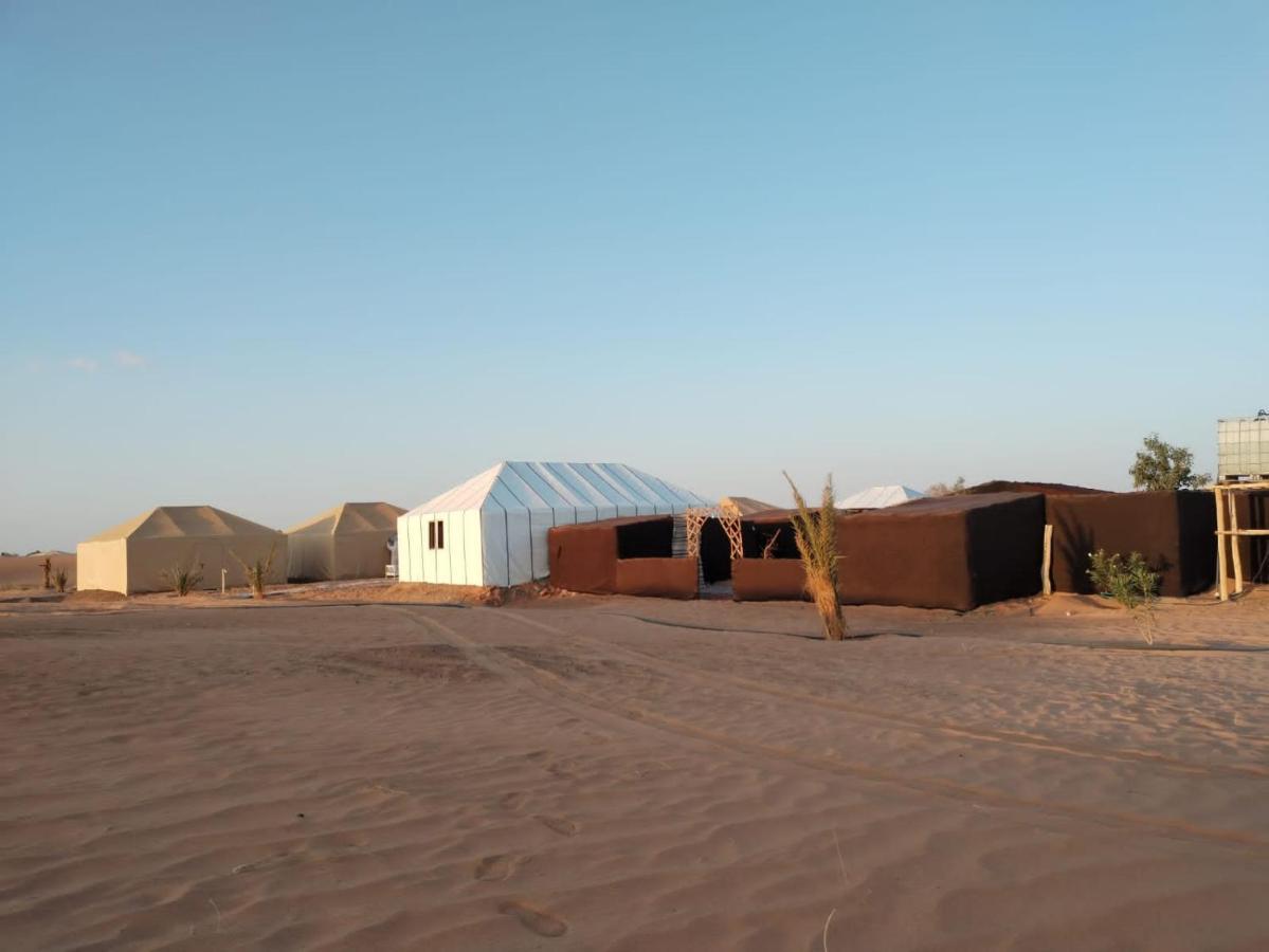 Enjoy Moda Camp Merzouga Tours- Camel Sunset Sunrise Quad Sunboarding Atv Exterior foto
